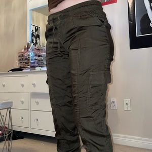 Kismet boutique dark green cargo pants
